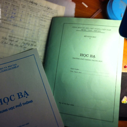 Phá "lò" sản xuất con dấu quy mô lớn ảnh 2 Phá "lò" sản xuất con dấu quy mô lớn, Tin tức trong ngày, con dau gia, tai lieu gia, bang gia, chung chi gia, lo san cuat con dau, huy chuong gia, bao, tin tuc, tin hot, tin hay