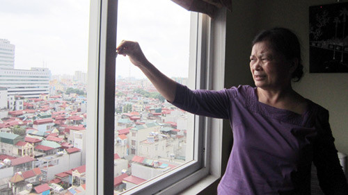 Cửa sổ chung cư: Cái bẫy chết người ảnh 1 Cửa sổ chung cư: Cái bẫy chết người, Tin tức trong ngày, cua so, roi tu tang 9, nga lau, lan can, be trai, tu vong, bao, tin tuc, tin hot, tin hay