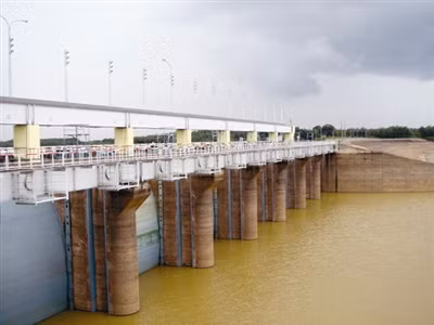 EVN lời lớn nhưng không giảm giá, Tin tức trong ngày, evn, thi truong phat dien canh tranh, tap doan dien luc viet nam, giam gia dien, tang gia dien, lo, lai, bao, tin tuc, tin hot, tin hay