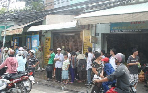 Cháy dữ dội, 14 trẻ mầm non thoát chết ảnh 1 Cháy dữ dội, 14 trẻ mầm non thoát chết, Tin tức trong ngày, chay nha, chay lop hoc, chay truong mam non, chay co so hoa chat, chay cua hang son, hoa hoan, chay, bao, tin nhanh, tin hot, tin tuc