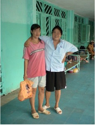 Chuyện đồng tính ở trại tâm thần, Tin tức trong ngày, benh nhan tam than, dong tinh, dong tinh nu, dong tinh nam, trai tam than, bac si, y ta, gioi tinh thu ba, gay