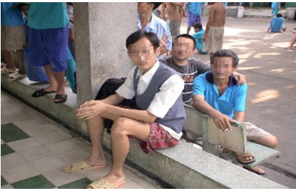 Chuyện đồng tính ở trại tâm thần, Tin tức trong ngày, benh nhan tam than, dong tinh, dong tinh nu, dong tinh nam, trai tam than, bac si, y ta, gioi tinh thu ba, gay