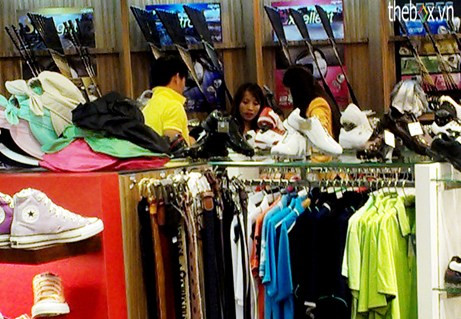 Cùng nhau lựa chọn những món đồ ưng ý Cùng nhau lựa chọn những món đồ ưng ý