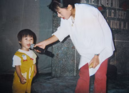 Hương Tràm mê ca hát từ nhỏ