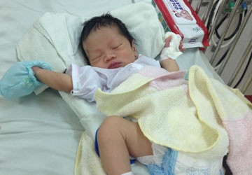 Đồng Nai: Mẹ cắn đứt ngón tay con vì mê tín ảnh 1