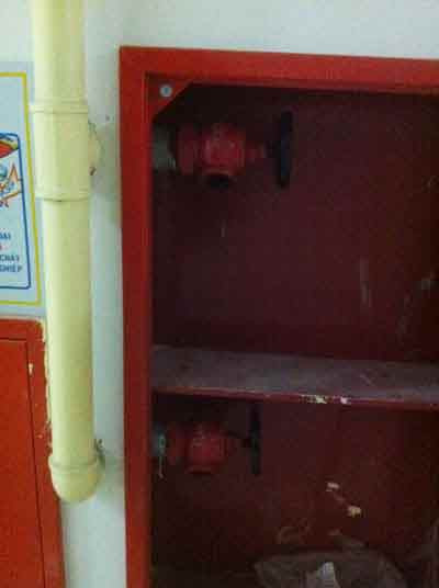 Hà Nội: Cháy chung cư 31 tầng, cả trăm người bỏ chạy ảnh 8 Cháy chung cư 31 tầng, cả trăm người bỏ chạy, Tin tức trong ngày, chay chung cu, cuu ho, nguoi dan, chay chung cu, no, khoi den, pccc, chap dien, vu chay, bao, tin tuc, tin hot, tin hay, vn