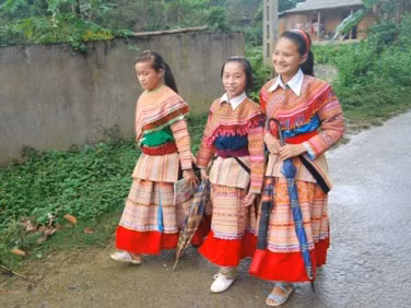 Gái bản và giấc mộng giàu sang, Tin tức trong ngày, gai ban mat tich, tuc keo vo, phu nu mat tich, thieu nu, nguoi dan toc, buon nguoi, lao cai, con gai dan toc, bao, tin tuc, tin hot, tin hay, vn