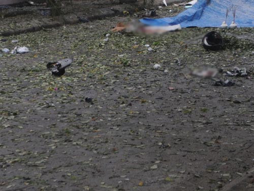 Hình ảnh nóng từ hiện trường vụ nổ xe máy, Tin tức trong ngày, no xe may o bac ninh, nổ xe máy ở bắc ninh, no xe may, tin, tin moi, tin tuc online, tin hay, tin, vn, doc bao, bao, tin tức, no xe may chet nguoi o bac ninh, no xe may chet nguoi, no xe may, gai min xe may, chay no xe may, tai nan, giet nguoi, nghi an giet nguoi, no xe may chet 2 nguoi