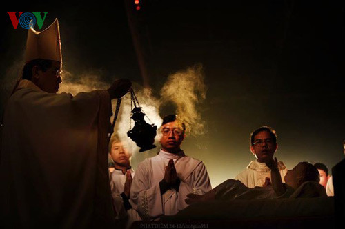 Noel tại nhà thờ đá Phát Diệm.