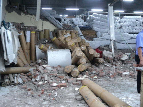 Sập xưởng may, nhiều người bị vùi lấp, Tin tức trong ngày, sap xuong may, vui lap, cong nhan may, xuong may, ha nam, tai nan lao dong, bao, tin tuc, tin hot, tin hay