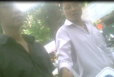 “Cò” giao thông “hốt” bạc triệu mỗi ngày ảnh 1 “Cò” giao thông “hốt” bạc triệu mỗi ngày ảnh 1