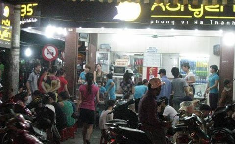 Bán xôi kiếm 60 triệu đồng ngày? ảnh 1