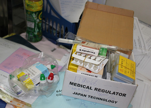 "Bác sĩ" Trung Quốc lại "tháo chạy" khi bị thanh tra ảnh 3 "Bác sĩ" Trung Quốc lại "tháo chạy" khi bị thanh tra ảnh 3