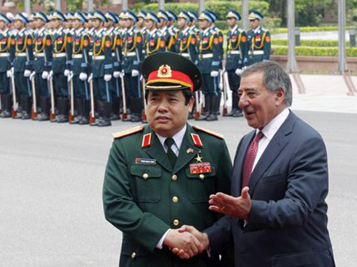 Tướng Phùng Quang Thanh: Việt Nam có nhu cầu mua vũ khí Mỹ ảnh 1 Tướng Phùng Quang Thanh: Việt Nam có nhu cầu mua vũ khí Mỹ ảnh 1