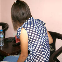 Nhiều lần các cô chấp nhận đi với giá chỉ 50.000 đồng/lần Nhiều lần các cô chấp nhận đi với giá chỉ 50.000 đồng/lần