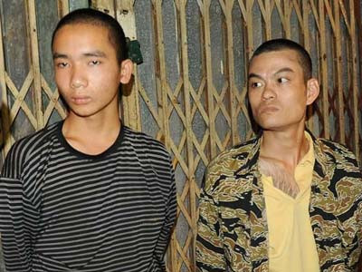 16 tuổi mang theo súng ngắn để… phòng thân ảnh 1 16 tuổi mang theo súng ngắn để… phòng thân, An ninh Xã hội, sung ngan, mang sung, hang nong, vu an, toi pham nhi, bao