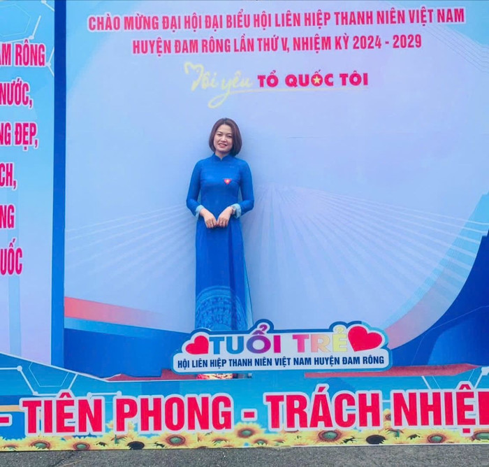 Cô Phạm Thị Thuyết - Giáo viên Trường Tiểu học Liêng Srônh (huyện Đam Rông, tỉnh Lâm Đồng). (Ảnh: NVCC) z6247850366520_3f37bdb801257d88310ae6735fa7c57e.jpg