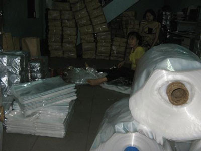 Sản phẩm túi nilon xuất đi khắp nơi tiêu thụ Sản phẩm túi nilon xuất đi khắp nơi tiêu thụ