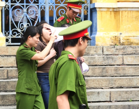 Kháng nghị tử hình nữ sinh viên ĐH Hồng Bàng ảnh 1 Kháng nghị tử hình nữ sinh viên ĐH Hồng Bàng ảnh 1