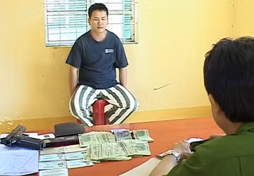 Bắt cóc con của người tình để tống tiền ảnh 1