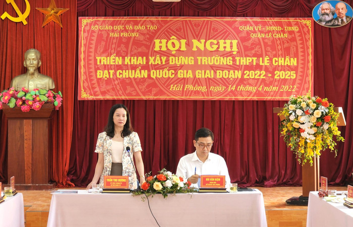 Bà Trần Thu Hương - Bí thư Quận uỷ Lê Chân phát biểu tại hội nghị (Ảnh: Phạm Linh)