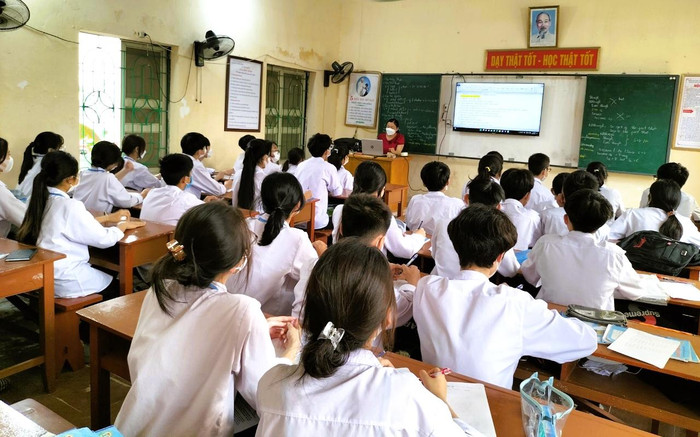 Nhà trường vấp phải một số khó khăn về đội ngũ, ảnh hưởng của dịch Covid-19 (Ảnh: Phạm Linh) Nhà trường vấp phải một số khó khăn về đội ngũ, ảnh hưởng của dịch Covid-19 (Ảnh: Phạm Linh)