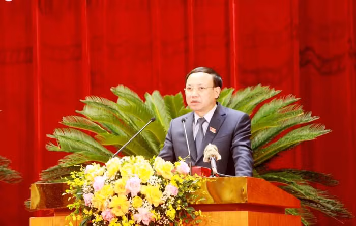 Ông Nguyễn Xuân Ký, Ủy viên Trung ương Đảng, Bí thư Tỉnh ủy, Chủ tịch Hội đồng nhân dân tỉnh Quảng Ninh phát biểu khai mạc kỳ họp (Ảnh: CTV)