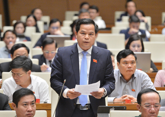 Đại biểu Bế Minh Đức - Phó Trưởng đoàn chuyên trách Đoàn đại biểu Quốc hội tỉnh Cao Bằng. Ảnh: quochoi.vn. Đại biểu Bế Minh Đức - Phó Trưởng đoàn chuyên trách Đoàn đại biểu Quốc hội tỉnh Cao Bằng. Ảnh: quochoi.vn.