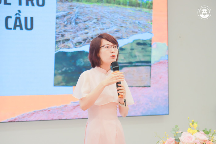 Tiến sĩ Phạm Thị Yên, Trưởng ngành Quan hệ quốc tế của Trường Đại học Văn Hiến. Ảnh: NTCC. IMG_9031.jpg
