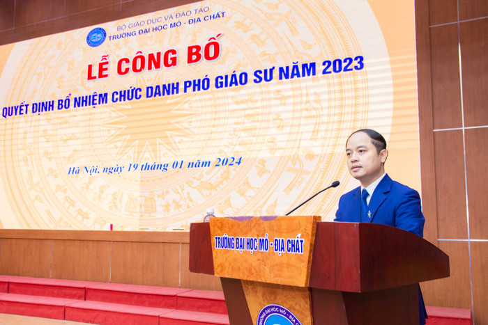 Phó giáo sư, Tiến sĩ Lê Xuân Thành, Trưởng phòng Công tác chính trị - Sinh viên, Trường Đại học Mỏ - Địa chất. Ảnh: Website trường. dsc_2611.jpg