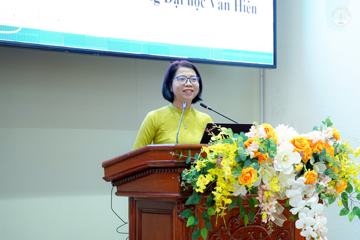 Tiến sĩ Huỳnh Thị Mai Trinh – Trưởng Bộ môn Văn học, Khoa Xã hội – Truyền thông, Trường Đại học Văn Hiến (Ảnh: NVCC) Anh1.jpg