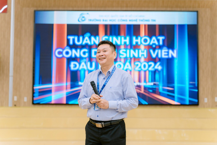 Thạc sĩ Nguyễn Văn Toàn, Trưởng phòng Công tác sinh viên Trường Đại học Công nghệ thông tin (Đại học Quốc gia Thành phố Hồ Chí Minh). Ảnh: NVCC. 459006341_962445279254810_321325353233783707_n.jpg