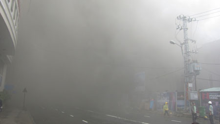 Đà Nẵng: Cháy lớn công trình vũ trường Phương Đông ảnh 2