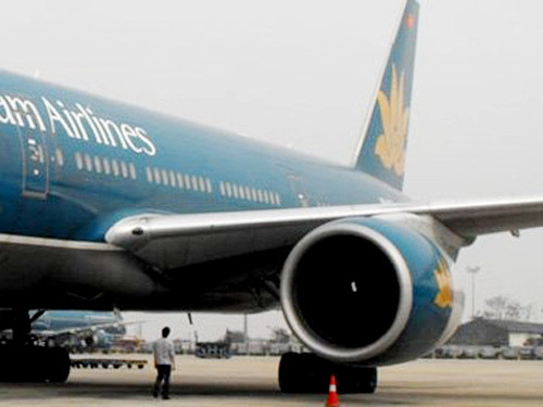 Một thanh niên suýt chết thảm vì ngủ trong động cơ máy bay VNA - Ảnh minh họa Một thanh niên suýt chết thảm vì ngủ trong động cơ máy bay VNA - Ảnh minh họa