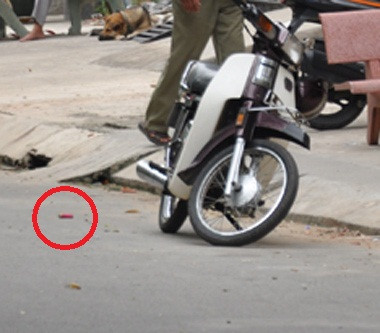 Vỏ đạn còn sót lại hiện trường. Ảnh: Q.T