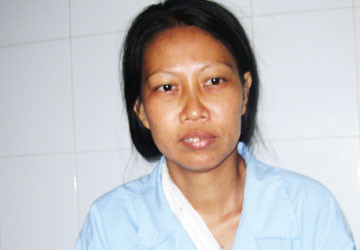 Vụ bệnh nhân bị cắt hai quả thận: Tạm đình chỉ công tác BS ảnh 1 Vụ bệnh nhân bị cắt hai quả thận: Tạm đình chỉ công tác BS ảnh 1