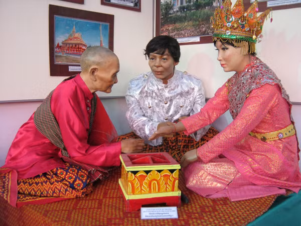 Tổ hợp Lễ buộc chỉ cổ tay – một trong nghi lễ đám cưới truyền thống của người Khmer