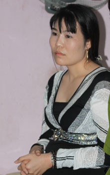 Cô gái bị xăm quái vật: Có dấu hiệu môi giới mại dâm ảnh 2