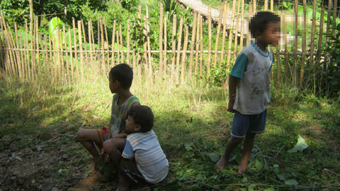 Tương lai của mấy đứa trẻ này rồi sẽ về đâu. Tương lai của mấy đứa trẻ này rồi sẽ về đâu.