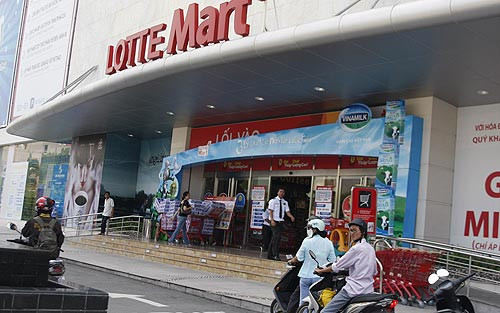 Truy tố bảo vệ đánh học sinh tại Lotte Mart ảnh 2 Truy tố bảo vệ đánh học sinh tại Lotte Mart ảnh 2