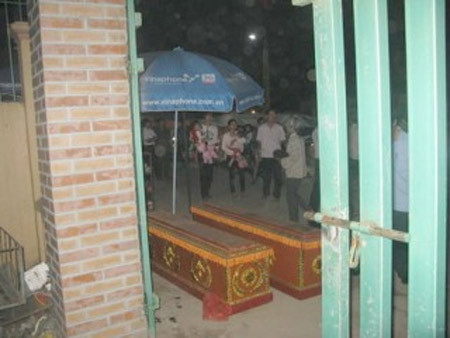 Gửi quan tài khủng bố gia đình liệt sĩ? ảnh 1 Gửi quan tài khủng bố gia đình liệt sĩ?, Tin tức trong ngày, khung bo, liet si, gia dinh liet si, than nhan liet si, tranh chap tai san, thue nha, hop dong thue nha, bao, tin nhanh, tin hot, tin tuc