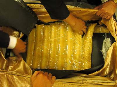 Bắt giữ 6 kg ma túy tại sân bay Tân Sơn Nhất ảnh 1 Bắt giữ 6 kg ma túy tại sân bay Tân Sơn Nhất, An ninh - Hình sự, ma tuy, heroin, van chuyen ma tuy, ban ma tuy, buon ban ma tuy, vu an, bao