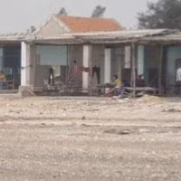 Dãy quán kinh doanh gái mại dâm