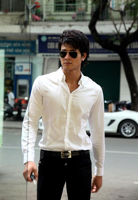 Người mẫu Vĩnh Thụy. Người mẫu Vĩnh Thụy.