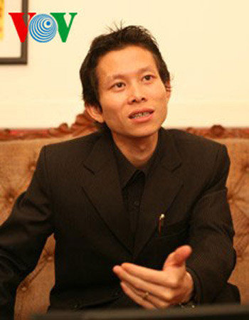 Vị giám đốc trong "clip ân ái" nói dối? ảnh 1 Vị giám đốc trong "clip ân ái" nói dối?, Tin tức trong ngày, nu bac si quay clip sex, ngoai tinh, bo bich, phong nhi, nhan tinh, tinh dich, danh ghen, bat qua tang ngoai tinh, bac si, bao, tin nhanh, tin hot, tin tuc