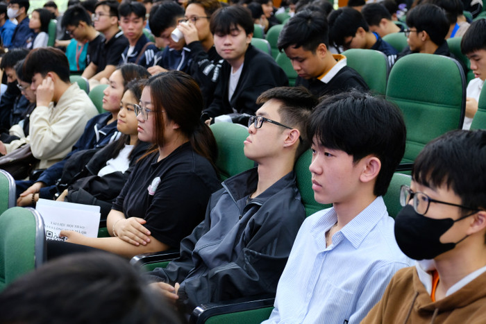 Sinh viên Trường Đại học Xây dựng Hà Nội tham dự Hội thảo. GDVN_ANH (7).JPG