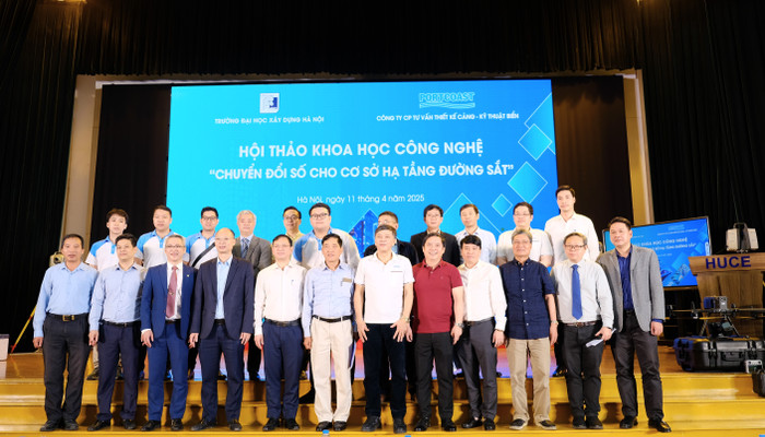 Các đại biểu chụp ảnh lưu niệm tại Hội thảo. GDVN_ANH (8).JPG