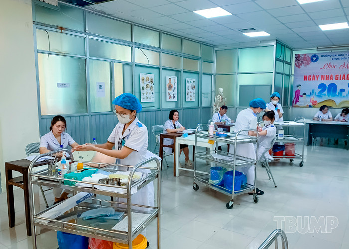Sinh viên Trường Đại học Y Dược Thái Bình. Ảnh minh họa: tbump.edu.vn. SV Điều dưỡng Y Thái Bình.jpg