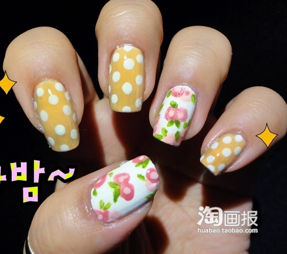 Kiểu 1: Sắc màu ngày Xuân.