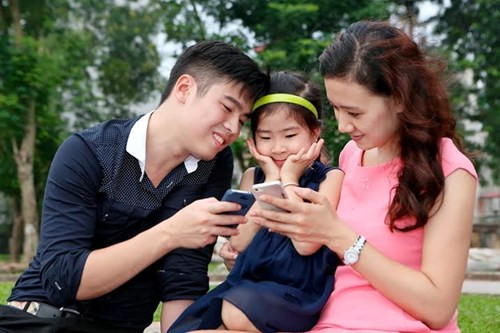 Gói cước Gia đình của VinaPhone còn áp dụng ưu đãi cho nhóm bạn bè có nhu cầu liên lạc nhiều với nhau.